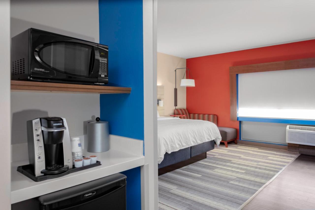 Holiday Inn Express & Suites Wilmington West - Medical Park By Ihg Zewnętrze zdjęcie