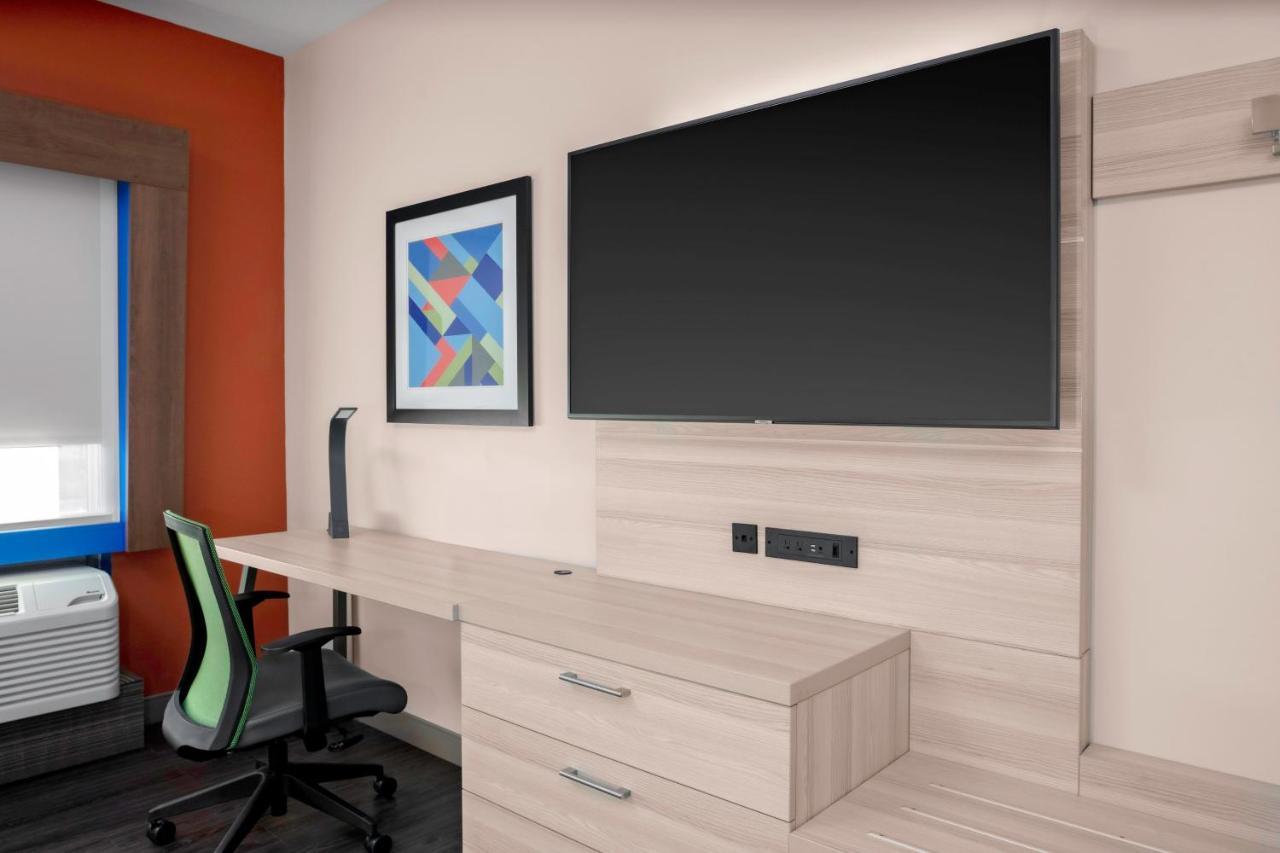 Holiday Inn Express & Suites Wilmington West - Medical Park By Ihg Zewnętrze zdjęcie